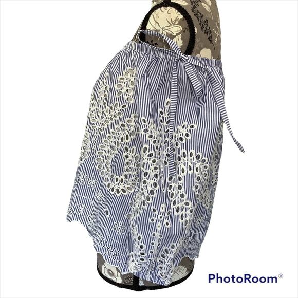 Express Off Shoulder Gathered Peasant Top Floral Eyelet Embroidery Cutouts - Picture 2 of 12